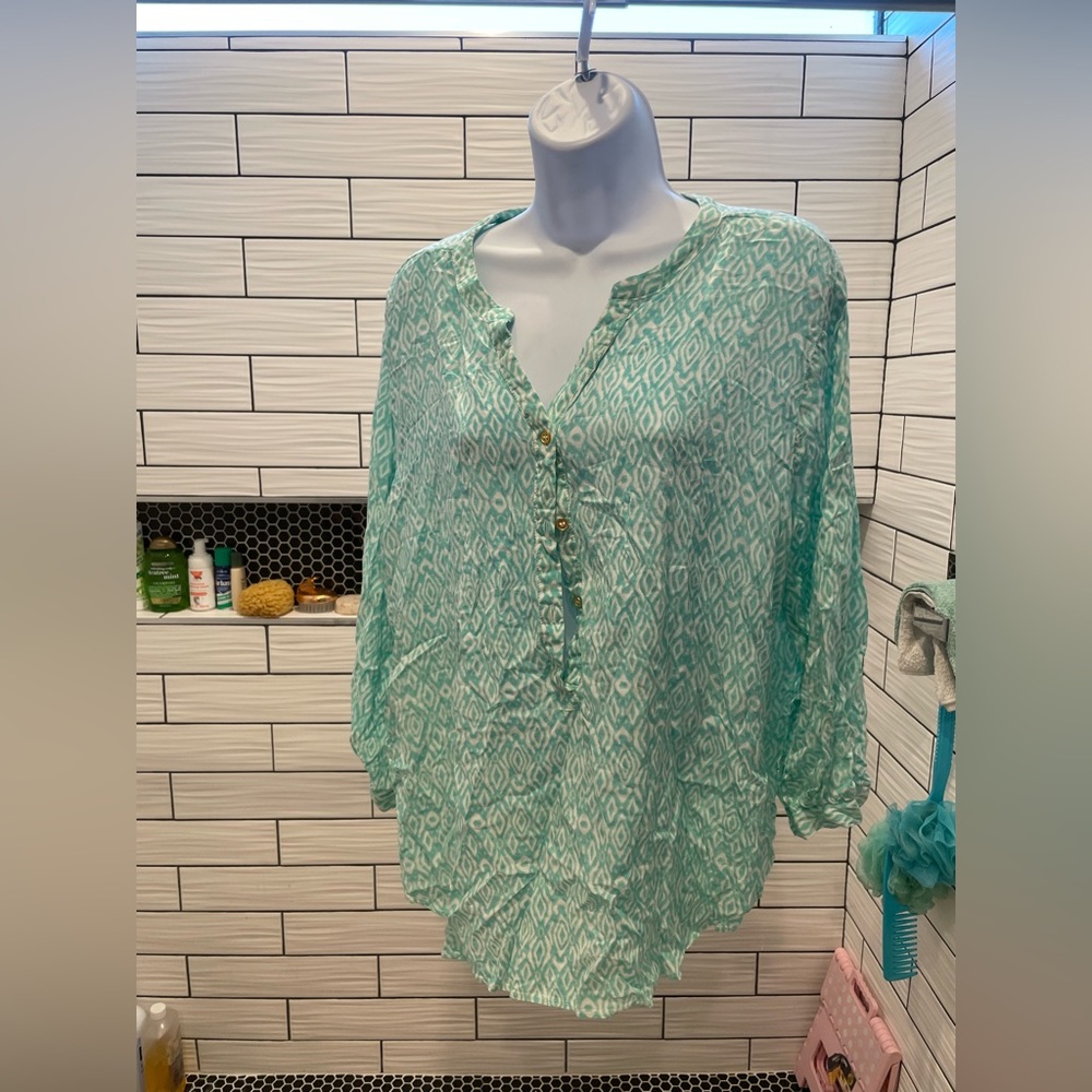 Grand and Greene blue patterned top.